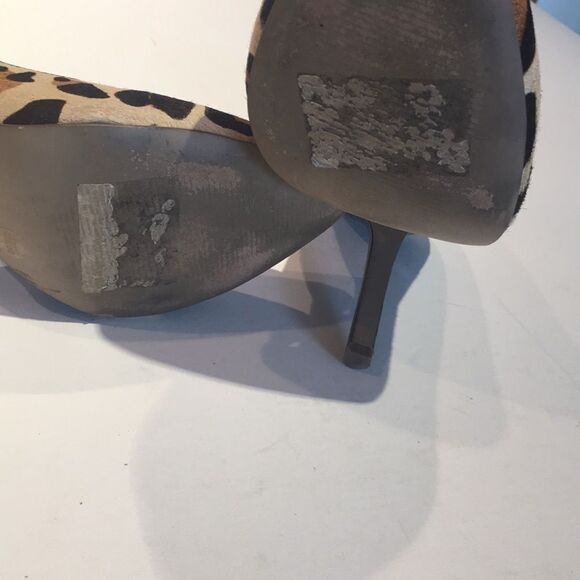 BCBGeneration Animal Print High Heel Shoes - Size 6 - Elegance Redefined - Picture 7 of 9